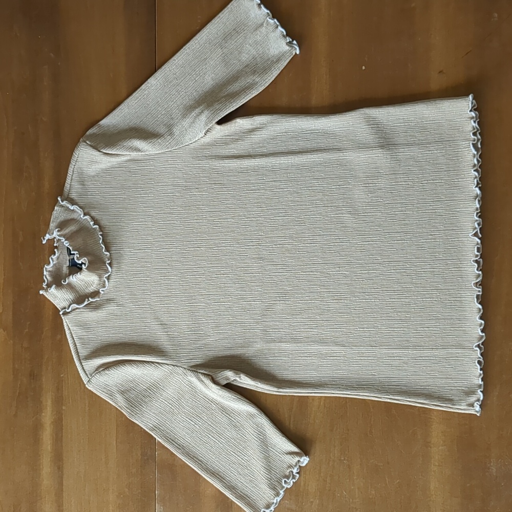 $5 add on BNWOT Vero Moda shirt